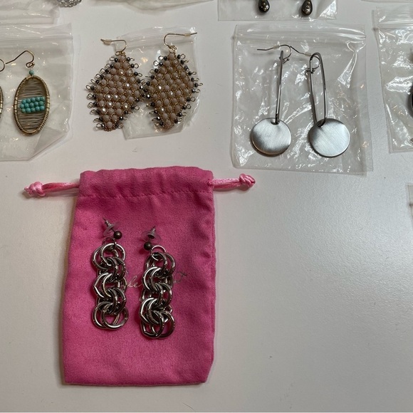 Marlyn Schiff 16 Pairs of Earrings Huge Lot NWOT Warehouse Direct - Picture 6 of 8
